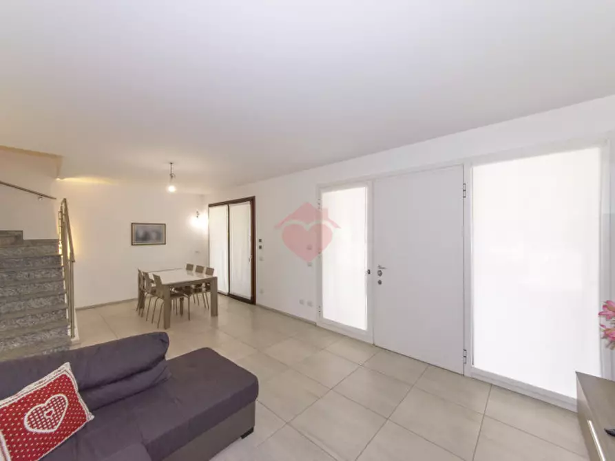 Immagine 5 di Villetta a schiera in vendita  in Via per Cascina Giugalarga 1 a Gorgonzola