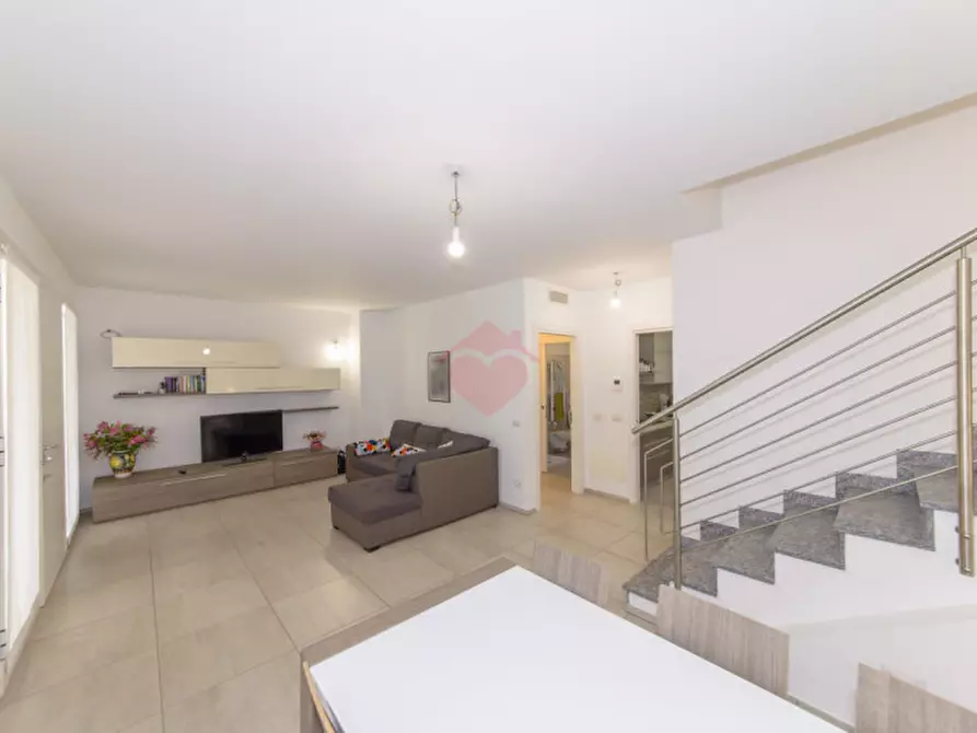 Immagine 7 di Villetta a schiera in vendita  in Via per Cascina Giugalarga 1 a Gorgonzola