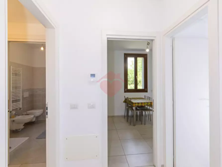 Immagine 9 di Villetta a schiera in vendita  in Via per Cascina Giugalarga 1 a Gorgonzola