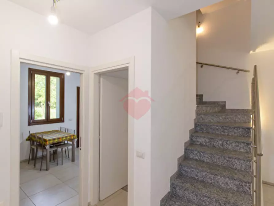 Immagine 24 di Villetta a schiera in vendita  in Via per Cascina Giugalarga 1 a Gorgonzola