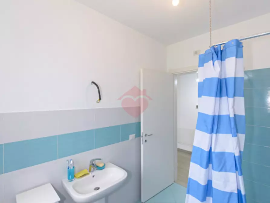 Immagine 46 di Villetta a schiera in vendita  in Via per Cascina Giugalarga 1 a Gorgonzola