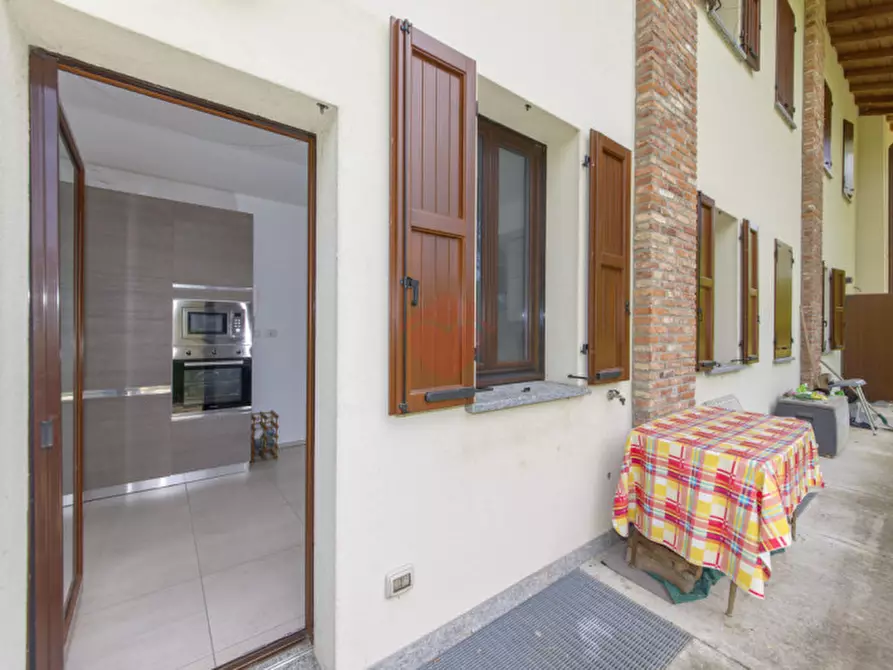 Immagine 75 di Villetta a schiera in vendita  in Via per Cascina Giugalarga 1 a Gorgonzola