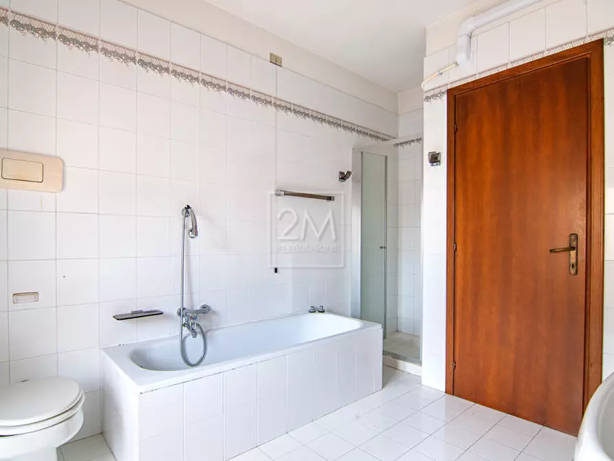 Immagine 20 di Appartamento in vendita  in Via Dante Alighieri a Villafranca Di Verona