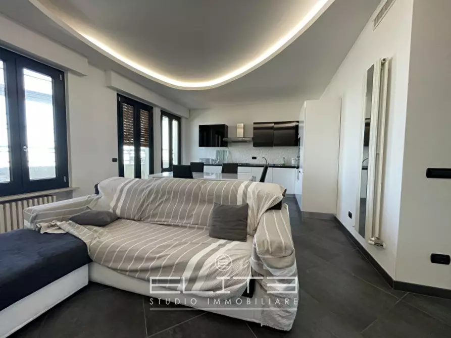 Immagine 5 di Appartamento in vendita  in VIA MERCANTINI a Ancona