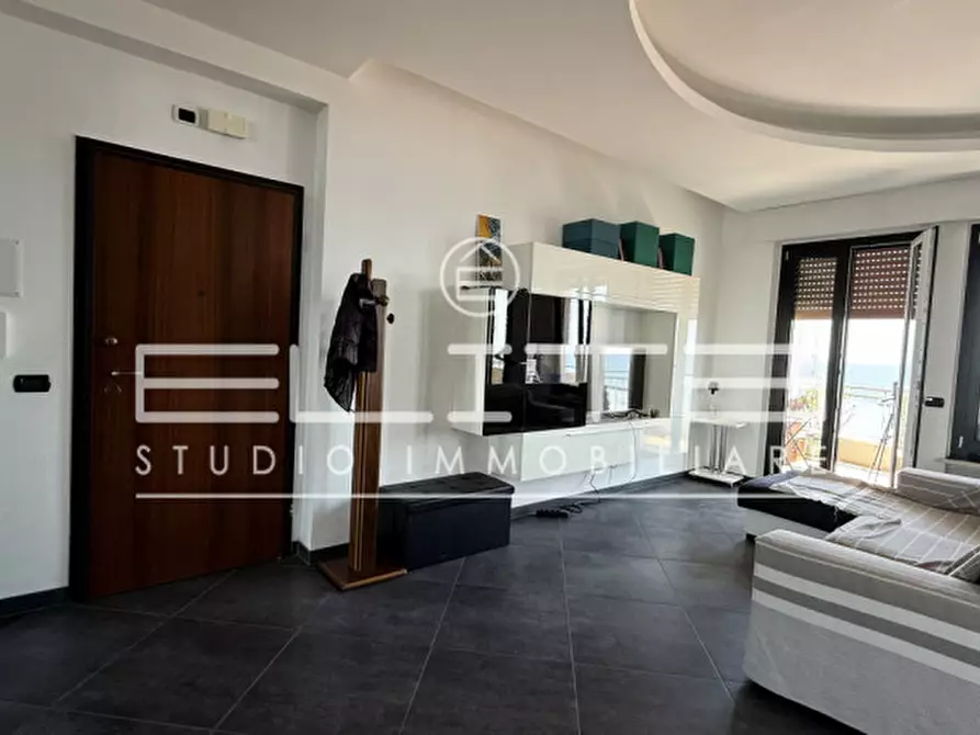 Immagine 8 di Appartamento in vendita  in VIA MERCANTINI a Ancona