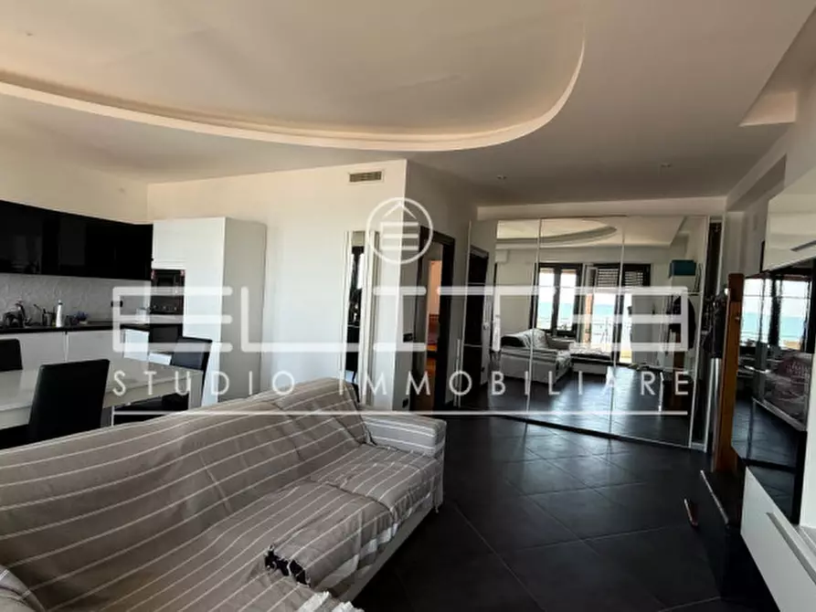 Immagine 9 di Appartamento in vendita  in VIA MERCANTINI a Ancona