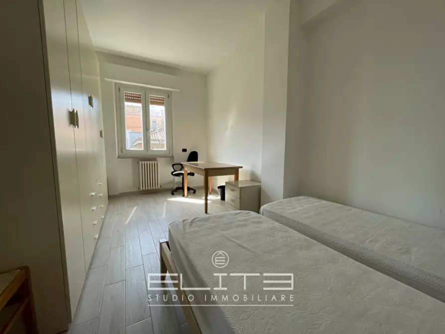 Immagine 12 di Appartamento in vendita  in VIA MERCANTINI a Ancona