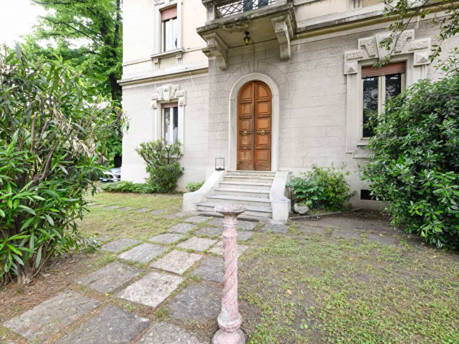 Immagine 6 di Casa bifamiliare in vendita  a Brescia