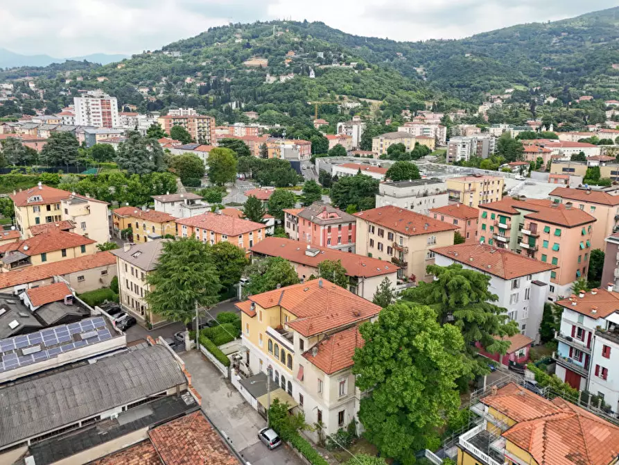Immagine 63 di Casa bifamiliare in vendita  a Brescia