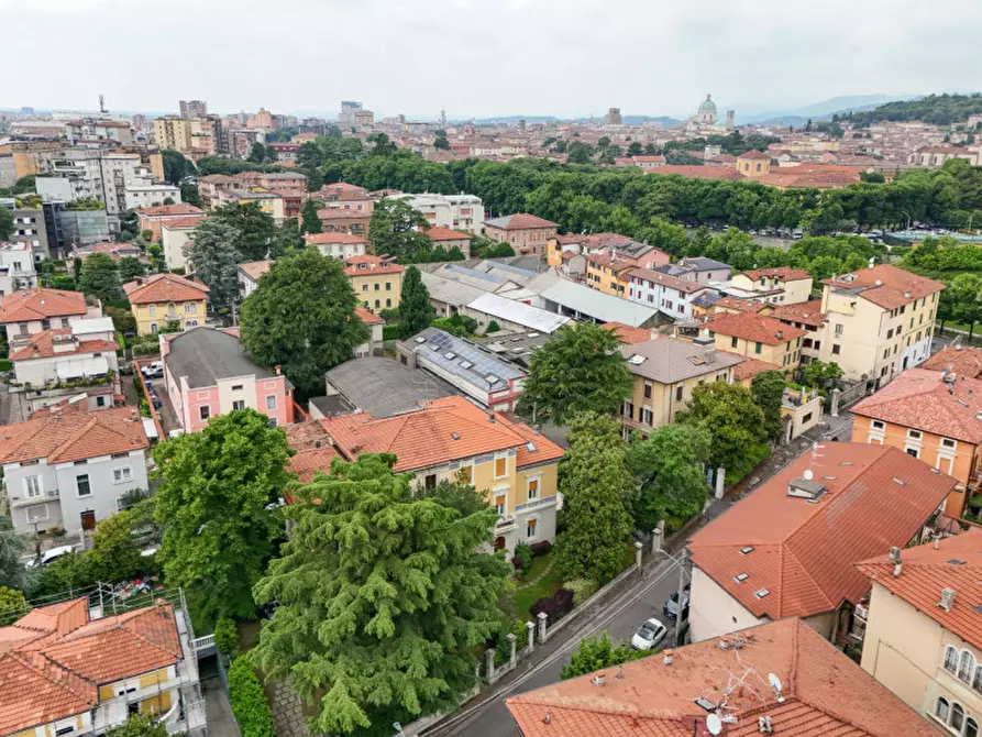Immagine 67 di Casa bifamiliare in vendita  a Brescia