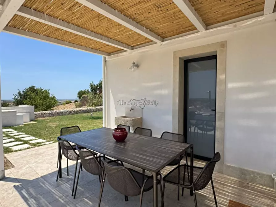 Immagine 21 di Villa in vendita  in contrada belliscala a Noto