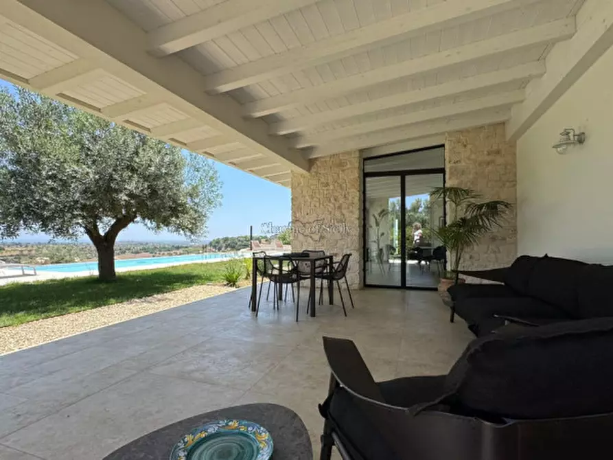 Immagine 23 di Villa in vendita  in contrada belliscala a Noto