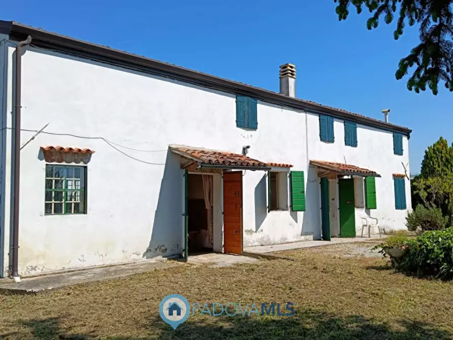 Immagine 2 di Rustico / casale in vendita  in Via Chiodare a Due Carrare