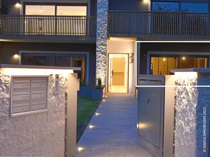 Immagine 4 di Appartamento in vendita  in Via Lotta, 23 a Asiago