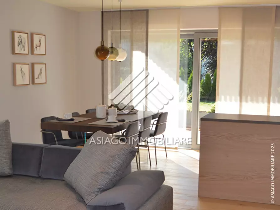 Immagine 9 di Appartamento in vendita  in Via Lotta, 23 a Asiago