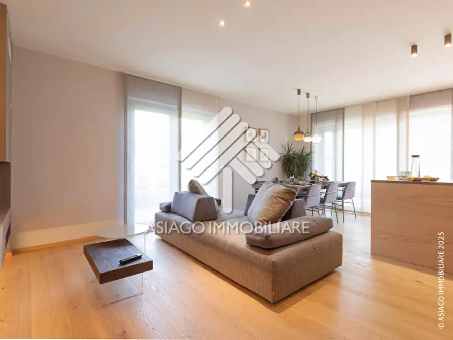 Immagine 12 di Appartamento in vendita  in Via Lotta, 23 a Asiago