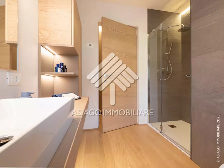 Immagine 27 di Appartamento in vendita  in Via Lotta, 23 a Asiago