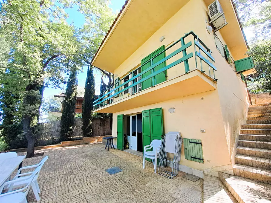 Immagine 17 di Villa in vendita  a Magione