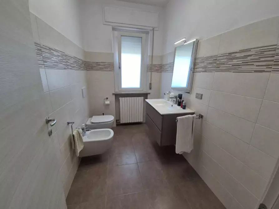 Immagine 21 di Casa bifamiliare in vendita  in Via Frassini a Villafranca Di Verona