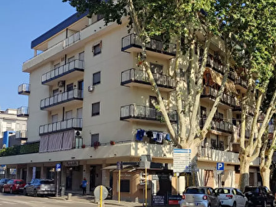 Immagine 21 di Appartamento in vendita  in VIA E.PERITO a Eboli