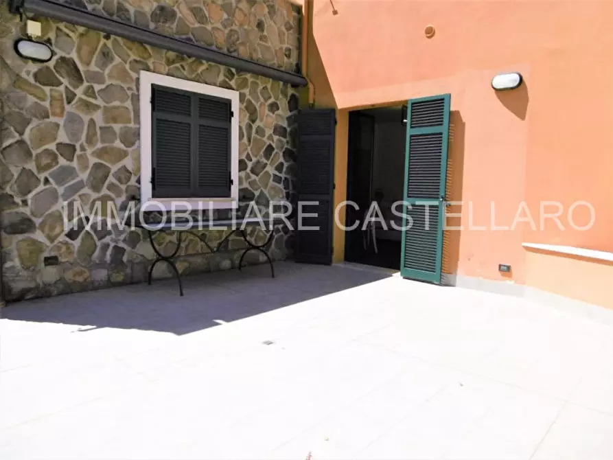 Immagine 6 di Appartamento in vendita  a Castellaro