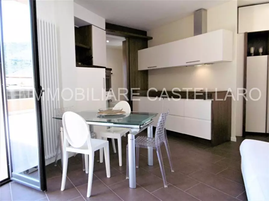 Immagine 8 di Appartamento in vendita  a Castellaro