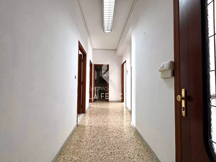 Immagine 8 di Appartamento in affitto  in Viale dei Lecci, 56 a Martina Franca