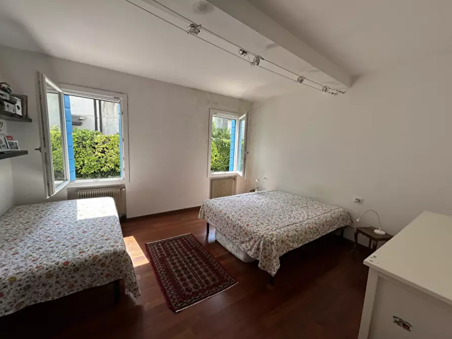 Immagine 10 di Casa bifamiliare in vendita  in VIA ZANELLA a Abano Terme