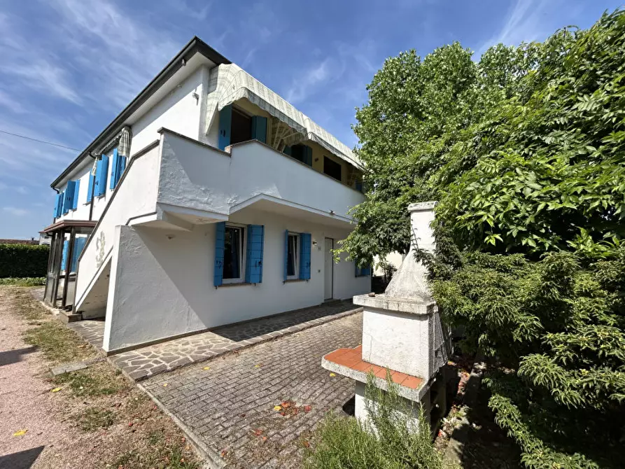 Immagine 18 di Casa bifamiliare in vendita  in VIA ZANELLA a Abano Terme