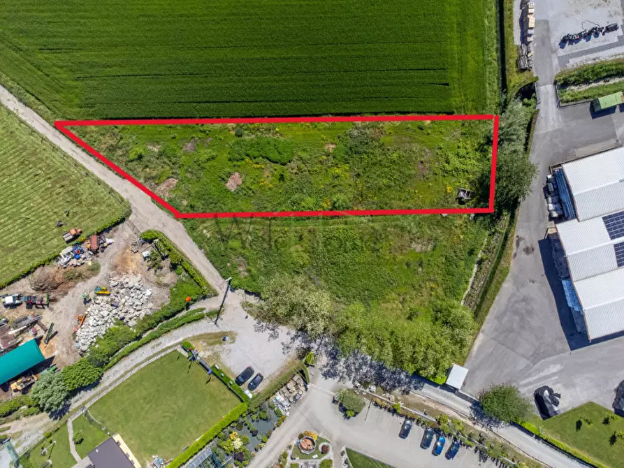 Immagine 1 di Terreno in vendita  in Via Baraggia a Albese Con Cassano