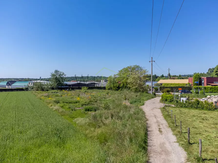 Immagine 2 di Terreno in vendita  in Via Baraggia a Albese Con Cassano