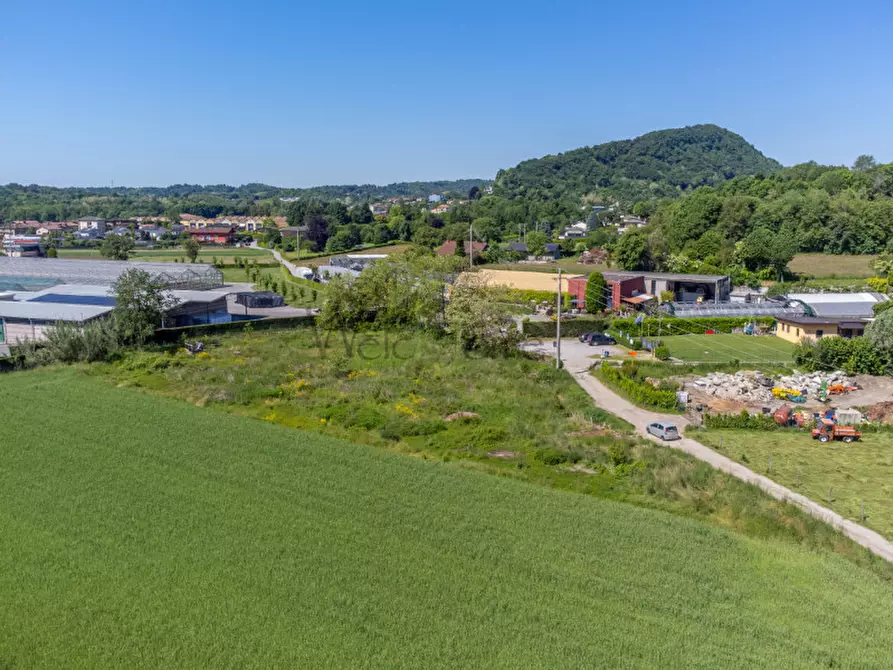 Immagine 4 di Terreno in vendita  in Via Baraggia a Albese Con Cassano