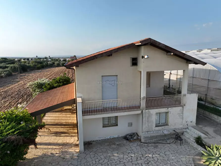 Immagine 5 di Casa indipendente in vendita  in Via delle Fiamme Gialle a Ispica