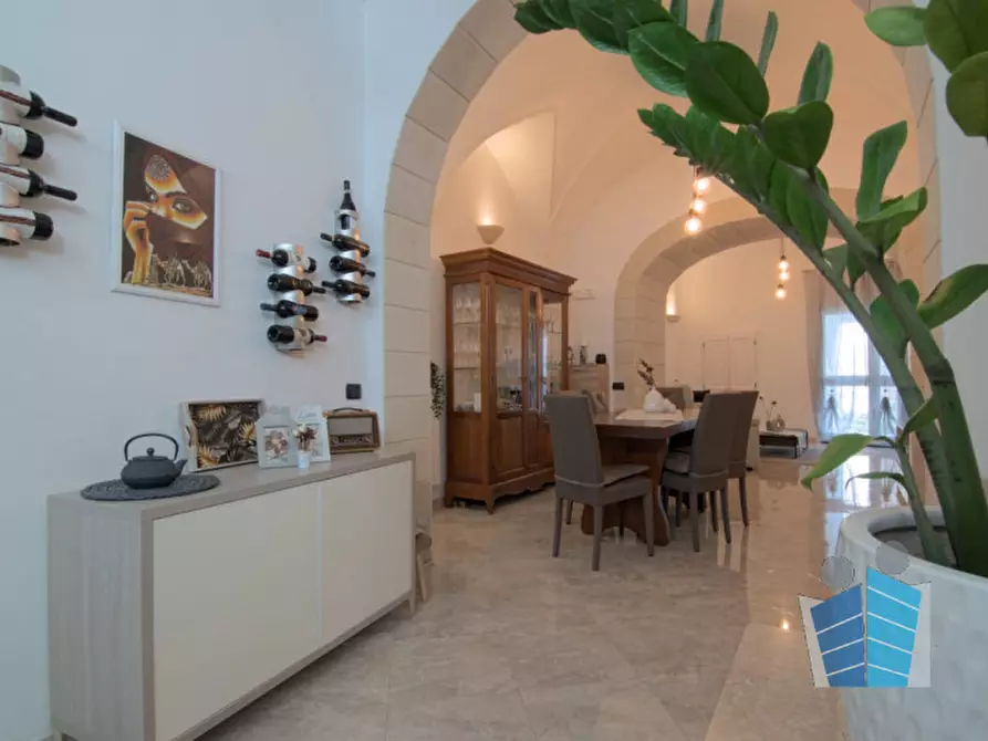 Immagine 2 di Casa indipendente in vendita  in Via Montello a Poggiardo