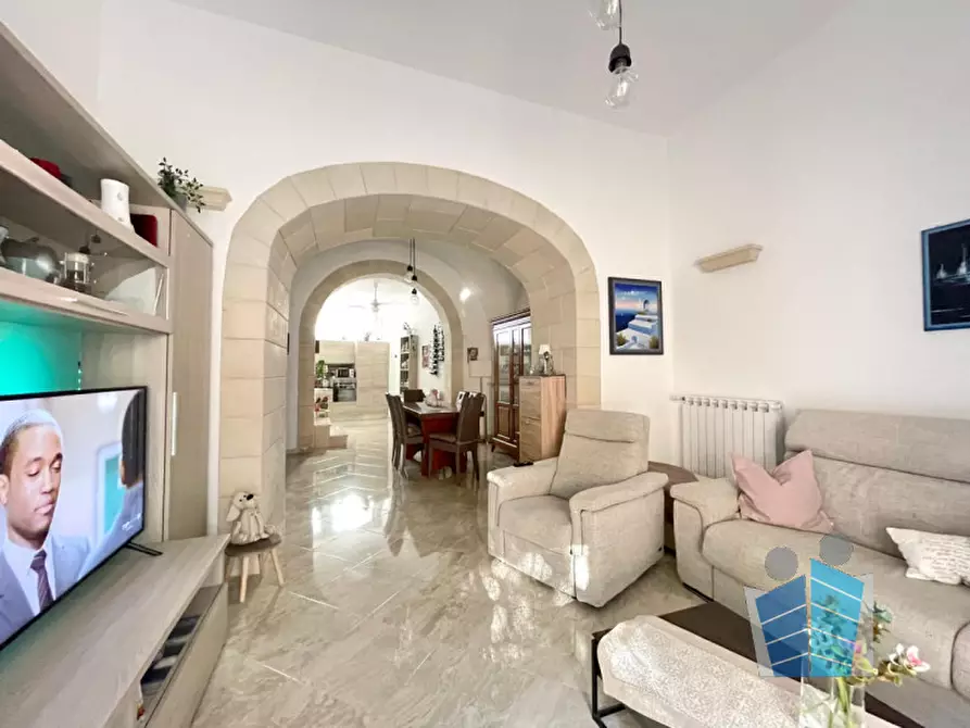 Immagine 8 di Casa indipendente in vendita  in Via Montello a Poggiardo