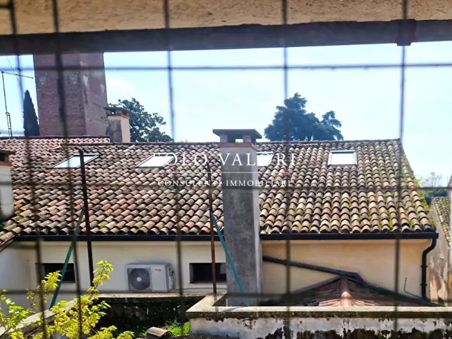 Immagine 5 di Palazzo in vendita  a Castelfranco Veneto