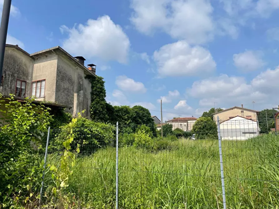 Immagine 2 di Terreno in vendita  in Via Roma a Tribano