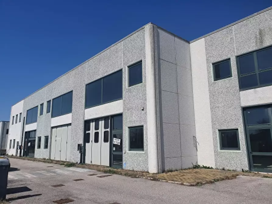 Immagine 16 di Capannone industriale in vendita  in Strada Statale Romea 27 a Porto Viro