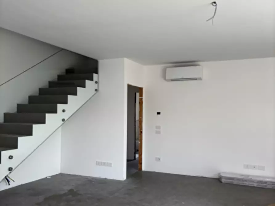 Immagine 3 di Casa bifamiliare in vendita  in Via Guizza Conselvana a Padova