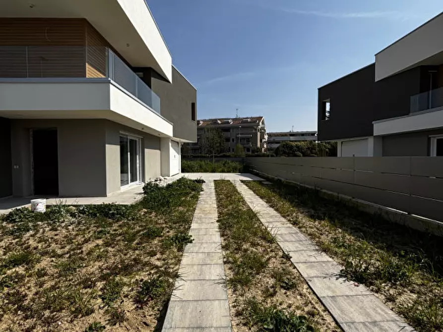 Immagine 9 di Casa bifamiliare in vendita  in Via Guizza Conselvana a Padova