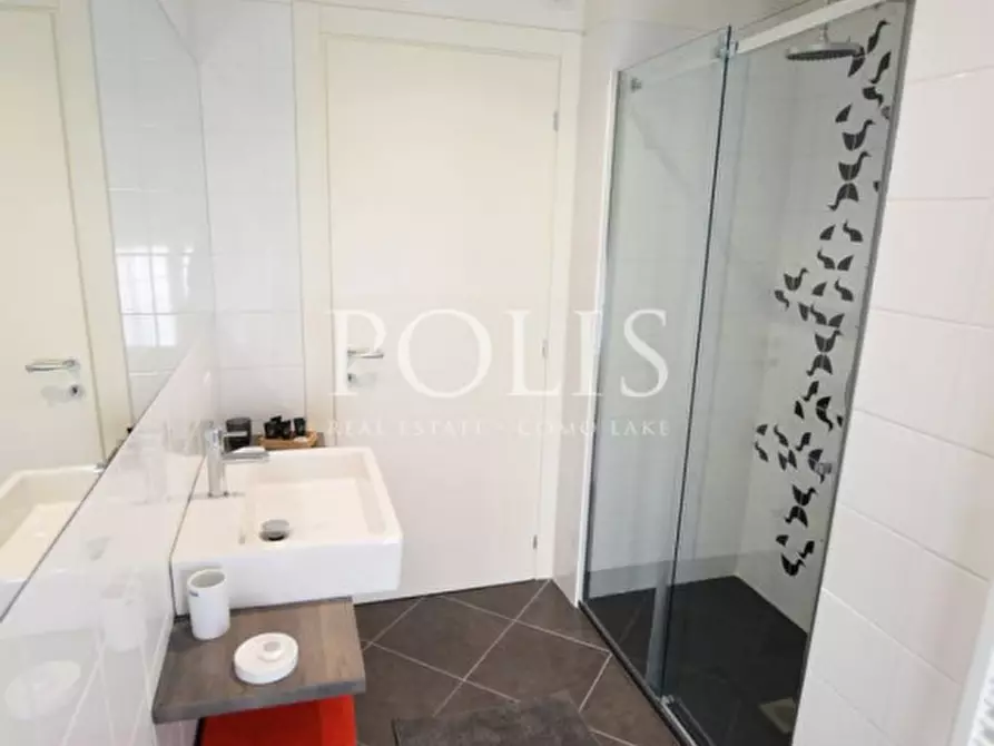 Immagine 13 di Appartamento in affitto  in VIA PESSINA a Como