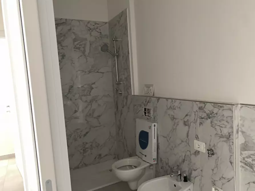 Immagine 5 di Appartamento in vendita  in VIA DEGLI ARTISTI a Firenze