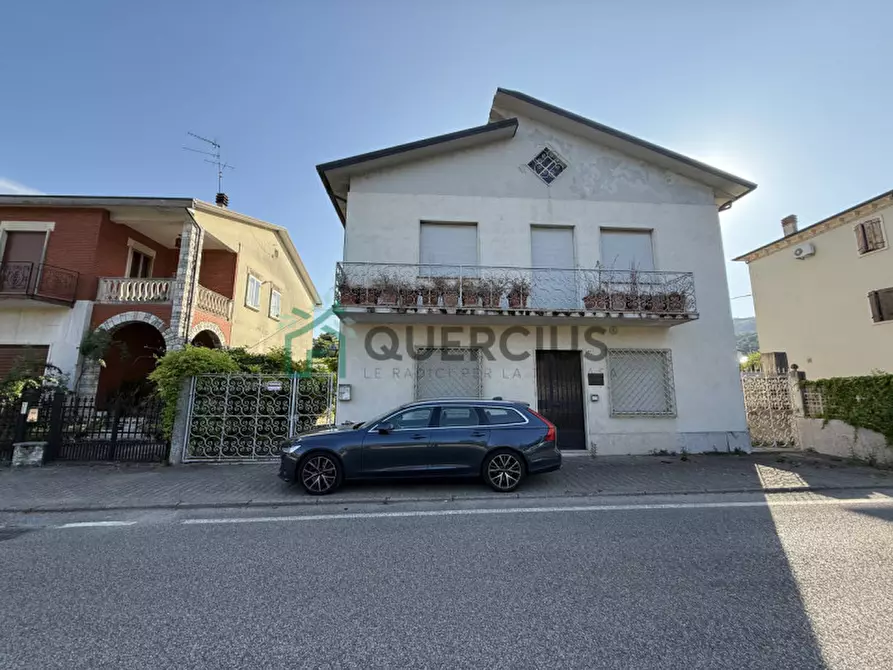 Immagine 2 di Appartamento in vendita  in Via degli Alpini a Montecchia Di Crosara