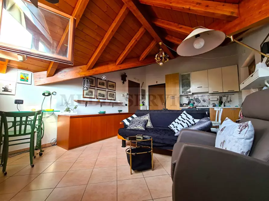 Immagine 2 di Appartamento in vendita  in via dei Mille n° 15 a Rho