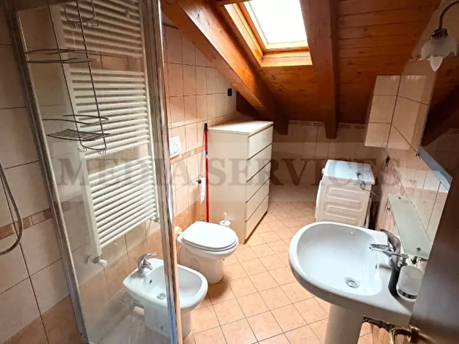 Immagine 16 di Appartamento in vendita  in via dei Mille n° 15 a Rho