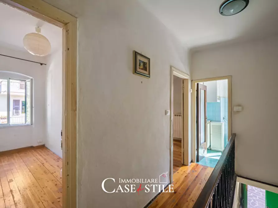 Immagine 9 di Appartamento in vendita  in Via Castagno a Ortonovo