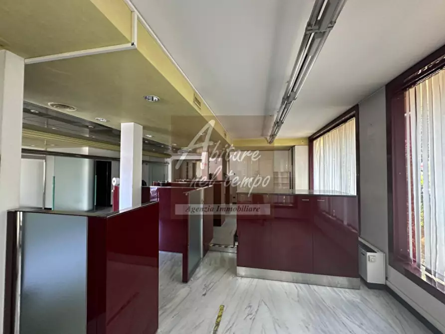 Immagine 17 di Negozio in vendita  in VI VALSUGANA 151 a San Giorgio In Bosco