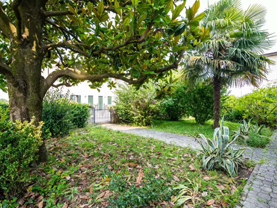 Immagine 3 di Casa bifamiliare in vendita  in Via Firenze, 132 a Villafranca Padovana