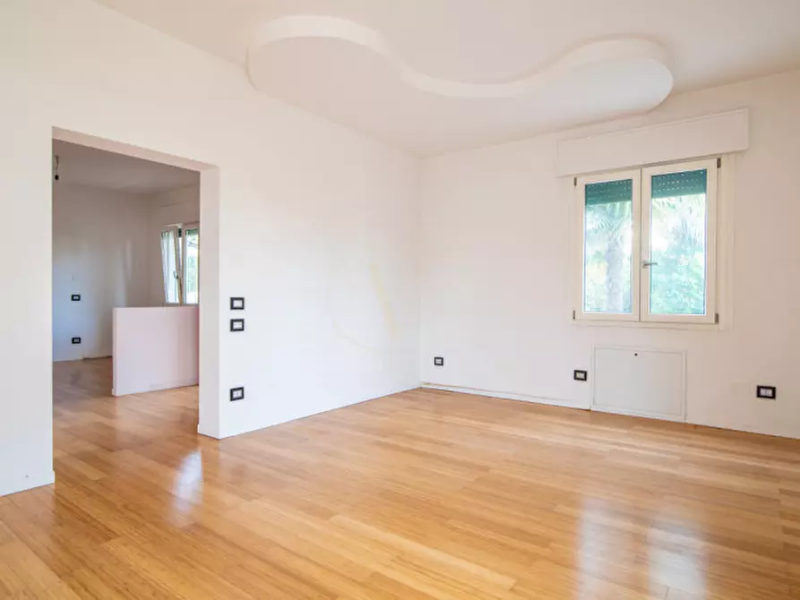 Immagine 8 di Casa bifamiliare in vendita  in Via Firenze, 132 a Villafranca Padovana