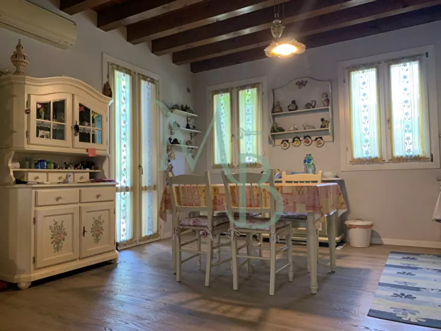 Immagine 12 di Casa trifamiliare in vendita  in Camposampiero Via C. Pavese a Camposampiero